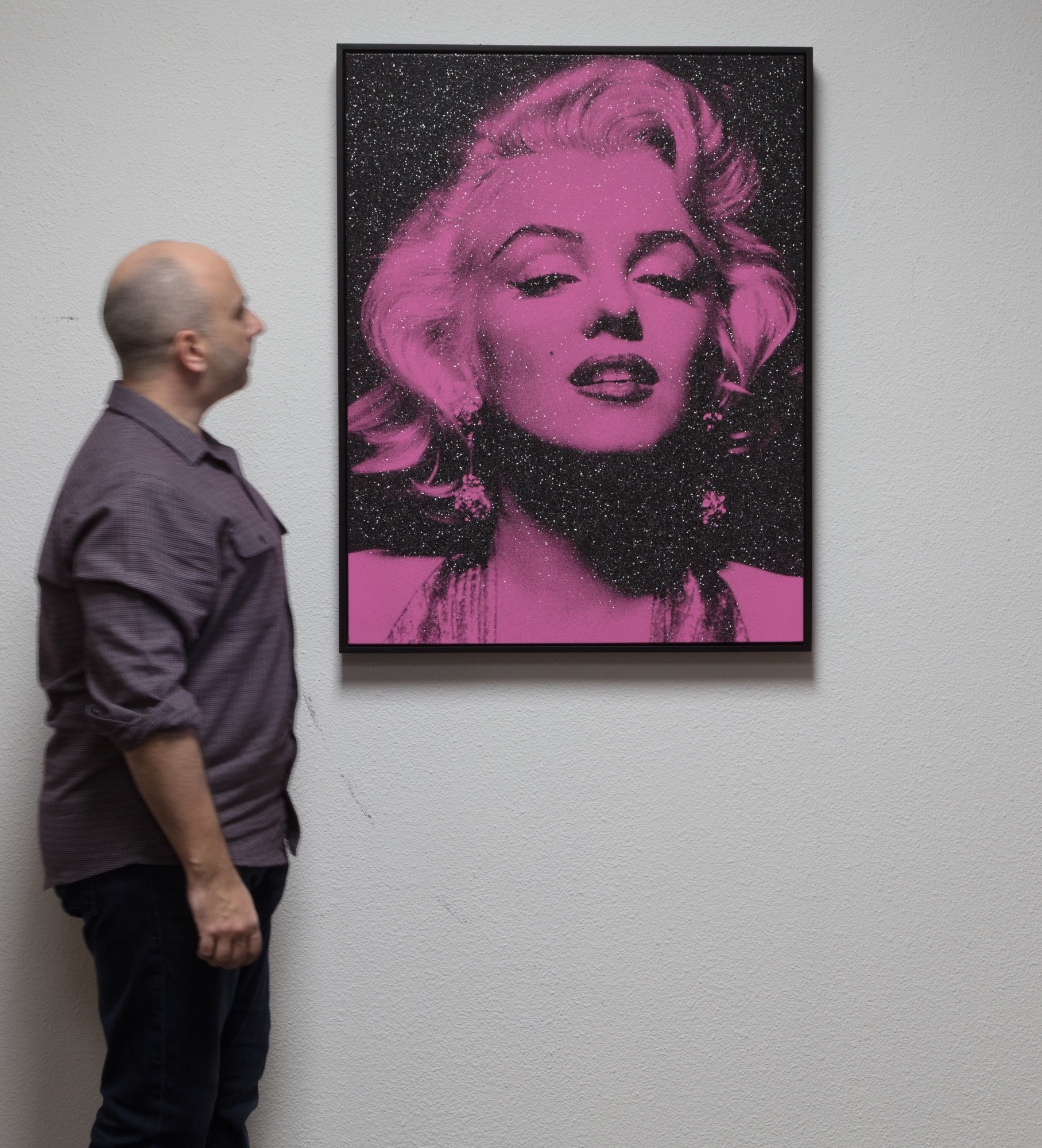 RUSSELL YOUNG - Marilyn Portrait - スクリーンプリント、リネン、ダイヤモンドダスト - 35 3/4 x 27 3/4 in.