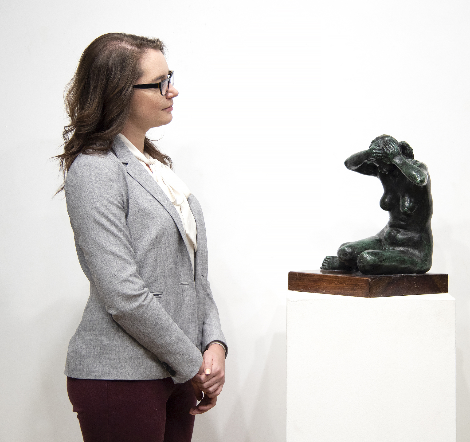FELIPE CASTANEDA - Mujer Peinandose FELIPE CASTANEDA - Mujer Peinandose - bronze - 16 1/4 x 11 3/4 x 11 in.