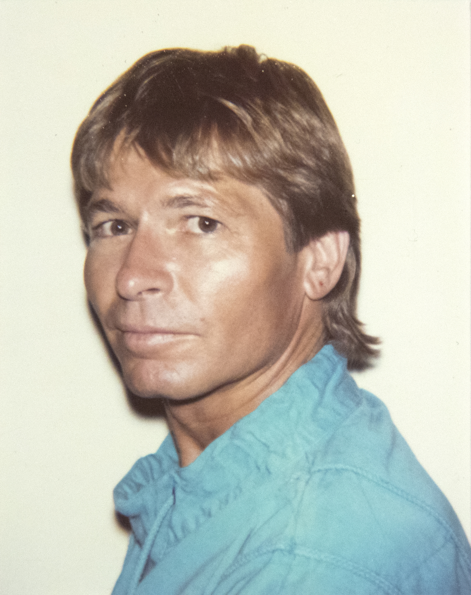 ANDY WARHOL - John Denver ANDY WARHOL - John Denver - Polaroid, Polacolor - 4 1/4 x 3 3/8 in. ea.