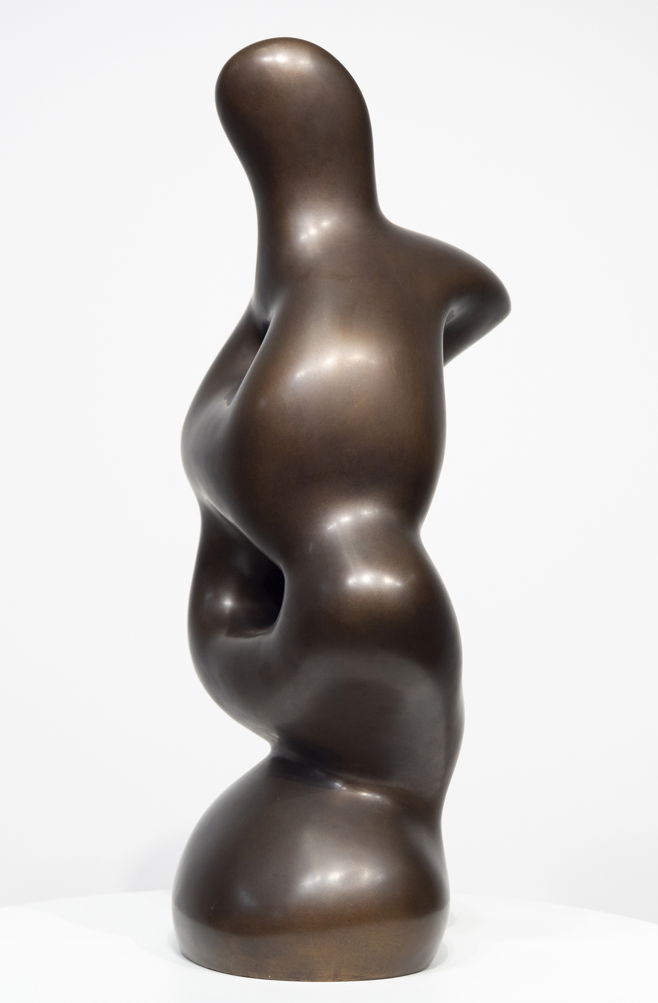 JEAN ARP - Sculpture Mythique JEAN ARP - Sculpture Mythique - bronze - 25 x 9 1/2 x 12 in.