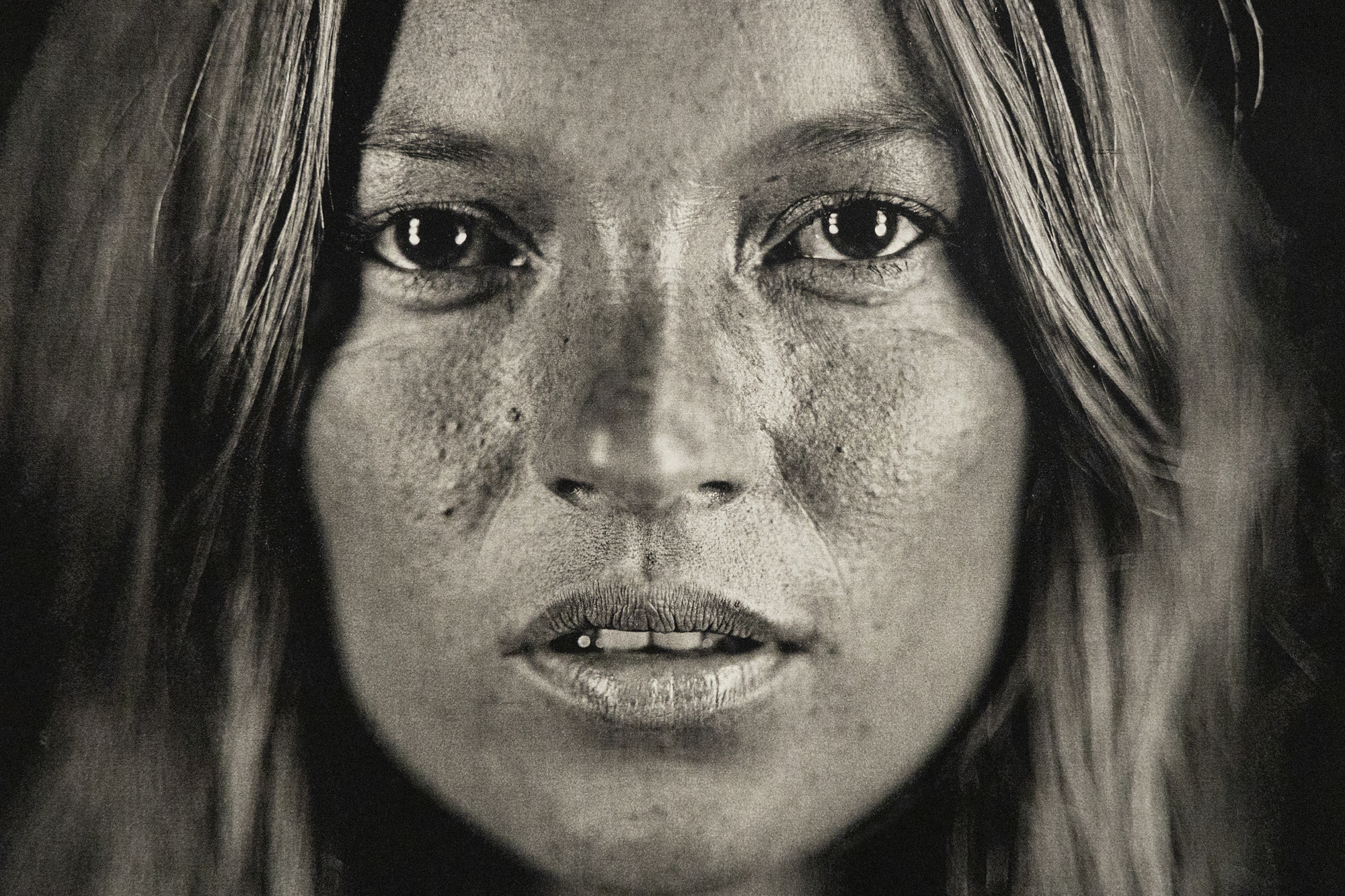 CHUCK CLOSE - Kate تشاك كلوز - كيت - طباعة صبغية أرشيفية - 32 × 24 بوصة.