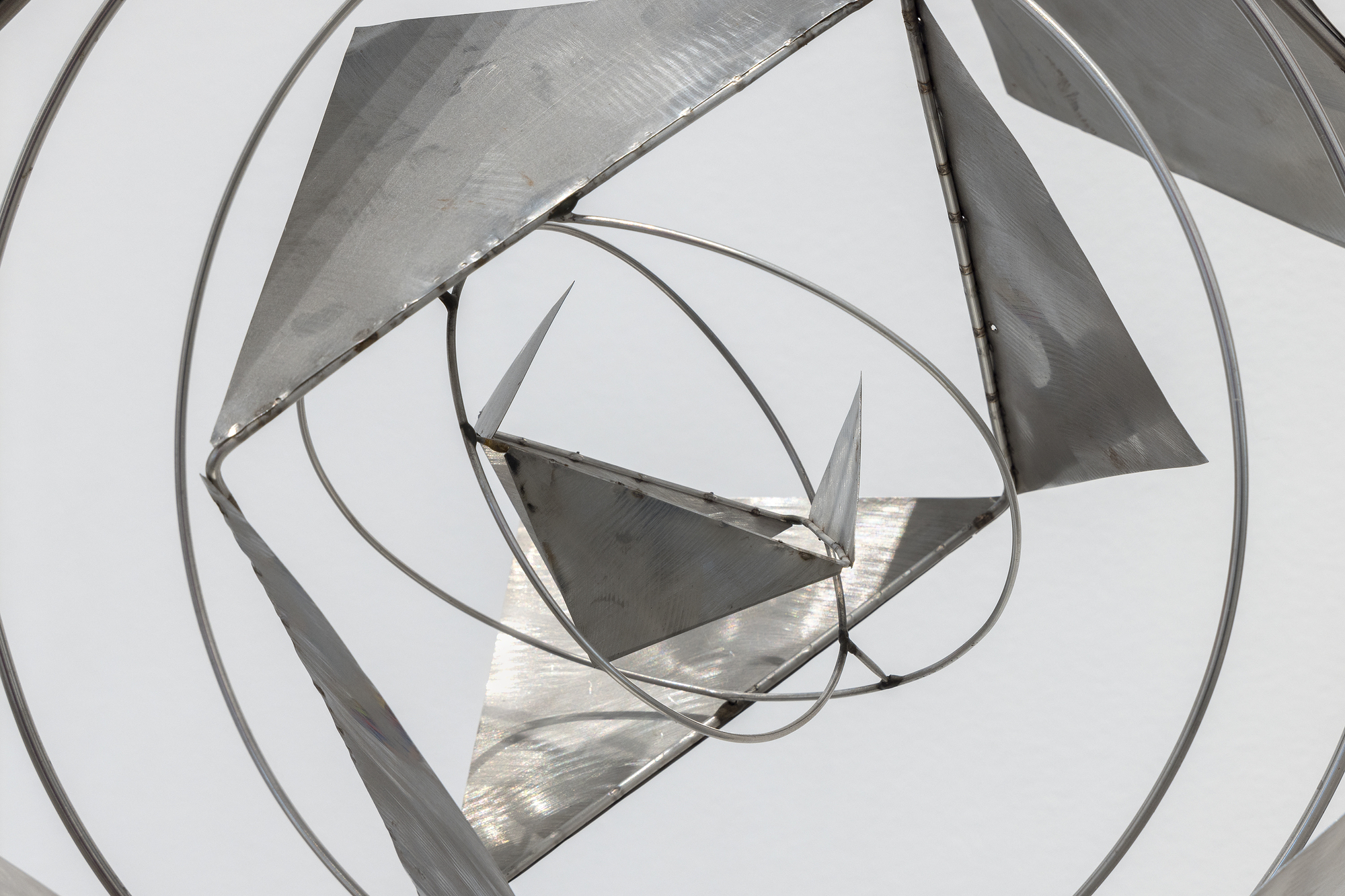 GEORGE RICKEY - Space Churn with Squares GEORGE RICKEY - Space Churn with Squares - kinetic sculpture in stainless steel - 35 1/2 x 20 x 13 in.