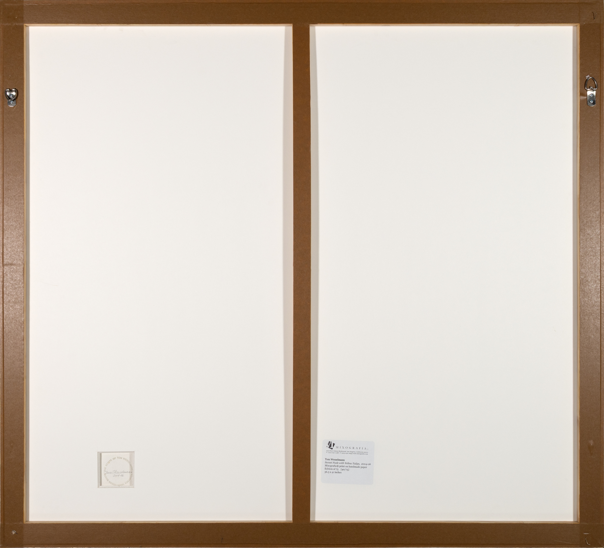 טום וסלמן - עירום שקיעה עם צבעונים צהובים - הדפס Mixografia® על נייר בעבודת יד - 37 3/4 x 41 3/4 אינץ'.