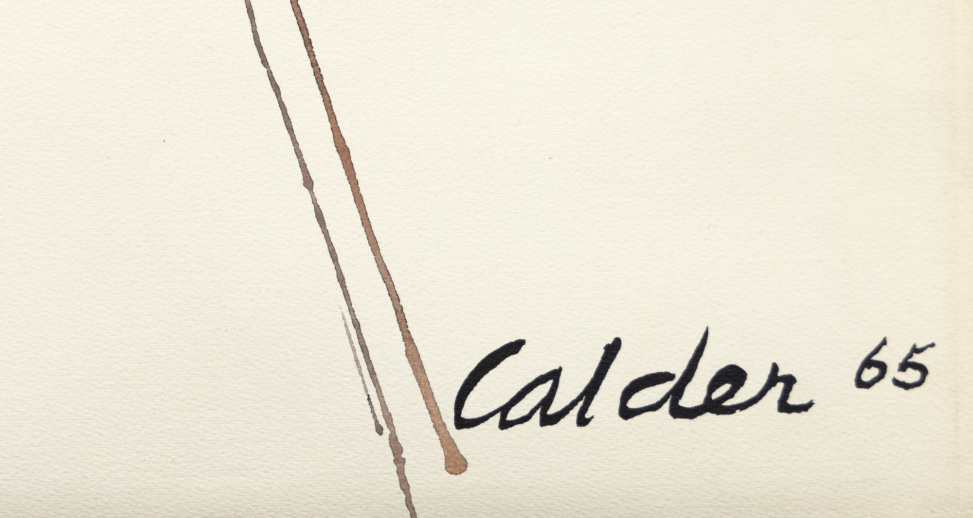 &quot;Wigwam rouge et jaune&quot;, ein fesselndes Gouache-Gemälde von Alexander Calder, ist eine lebendige Erkundung von Design und Farbe. Die Komposition wird von einem Gitter aus diagonalen Linien dominiert, die sich in der Nähe ihres Scheitelpunkts kreuzen, und strahlt ein dynamisches Gleichgewicht aus. Calder bringt mit roten und gelben Rautenformen ein Element der Laune ins Spiel, das dem Werk Verspieltheit verleiht und eine festliche Atmosphäre schafft. Rote Kugeln am Scheitelpunkt der rechten Linien erwecken einen skurrilen Eindruck, während kleinere graue Kugeln auf den linken Linien für Kontrast und Gleichgewicht sorgen. Calders meisterhafte Verschmelzung von Einfachheit und lebendigen Designelementen macht Wigwam rouge et jaune zu einem visuellen Vergnügen.