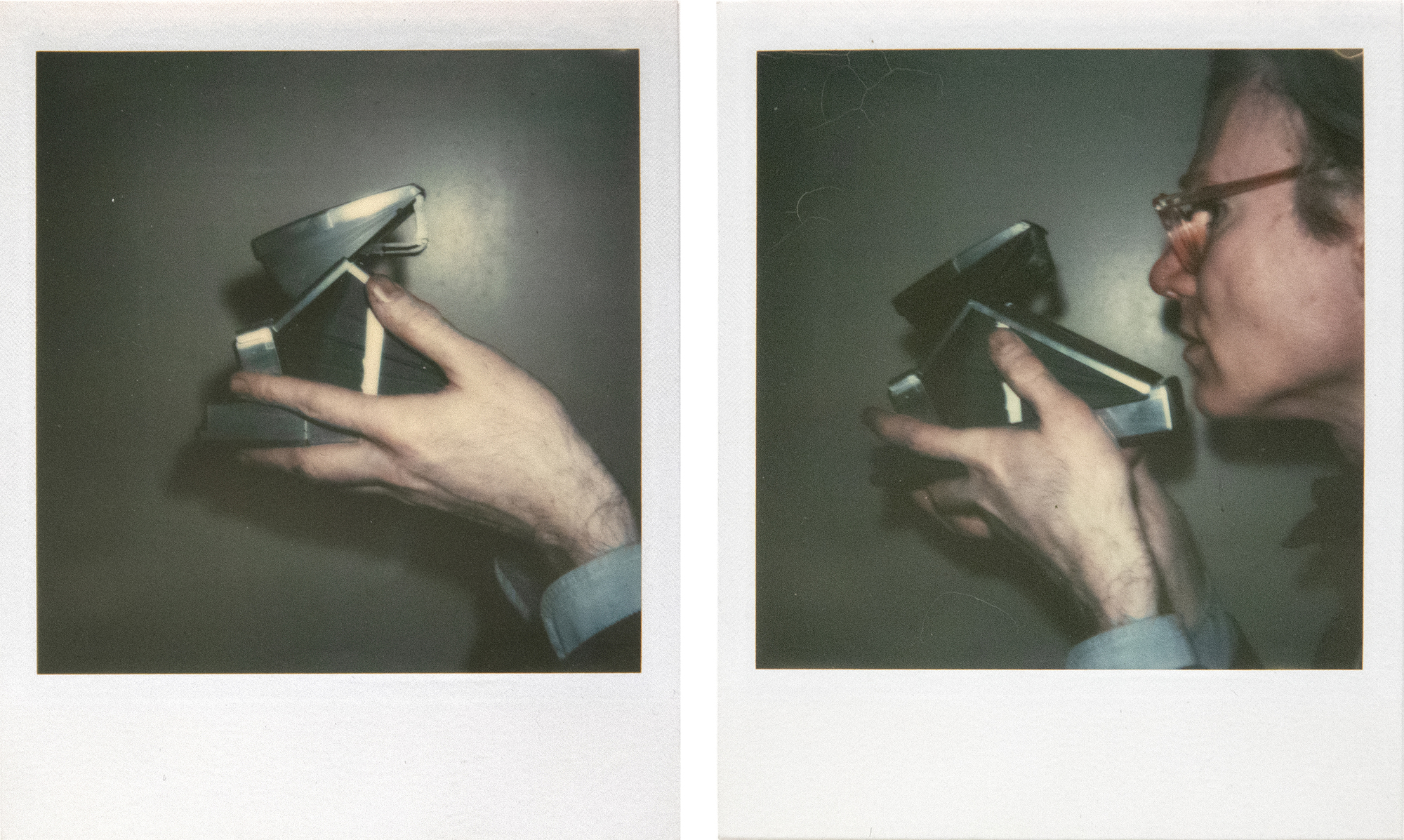 ANDY WARHOL - Self-Portrait with Camera (diptych) - Polaroid, Polacolor - 4 1/4 x 3 3/8 in. ea.