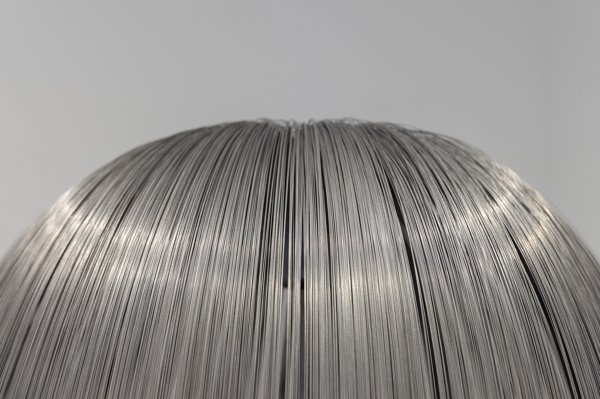HARRY BERTOIA - Willow Sculpture HARRY BERTOIA - Willow Sculpture - stainless steel - 61 1/2 x 39 x 39 in.
