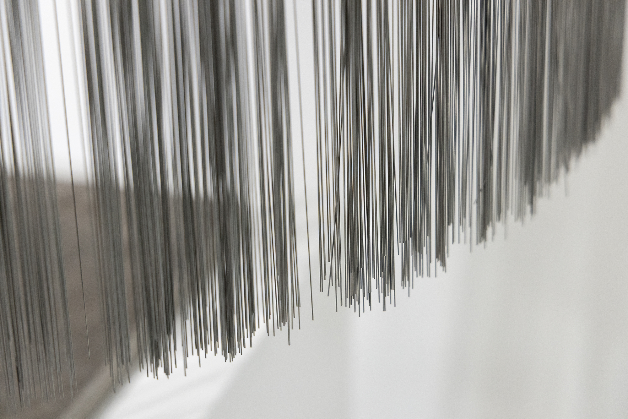 HARRY BERTOIA - Willow Sculpture HARRY BERTOIA - Willow Sculpture - stainless steel - 61 1/2 x 39 x 39 in.