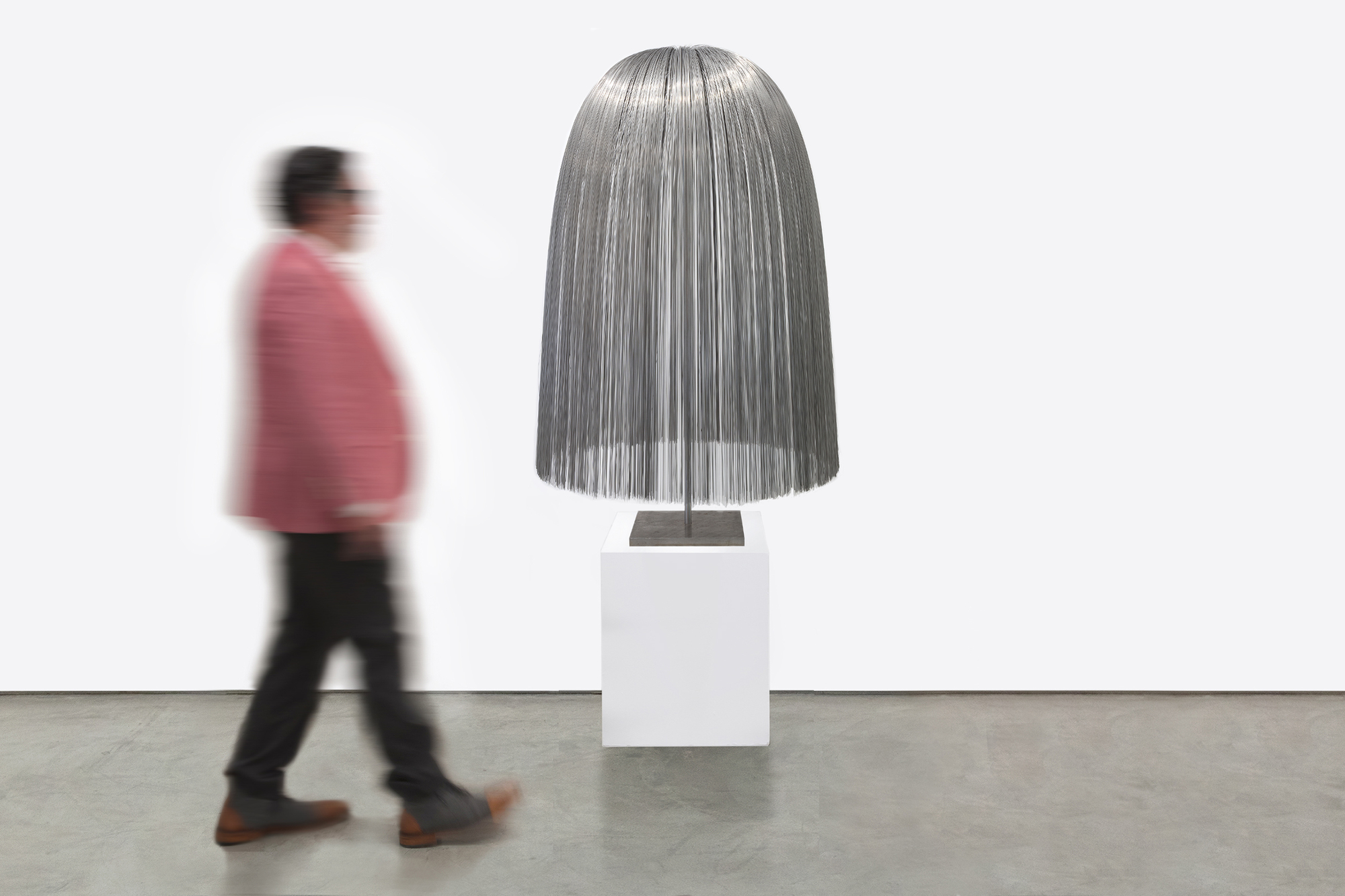 HARRY BERTOIA - Willow Sculpture HARRY BERTOIA - Willow Sculpture - stainless steel - 61 1/2 x 39 x 39 in.