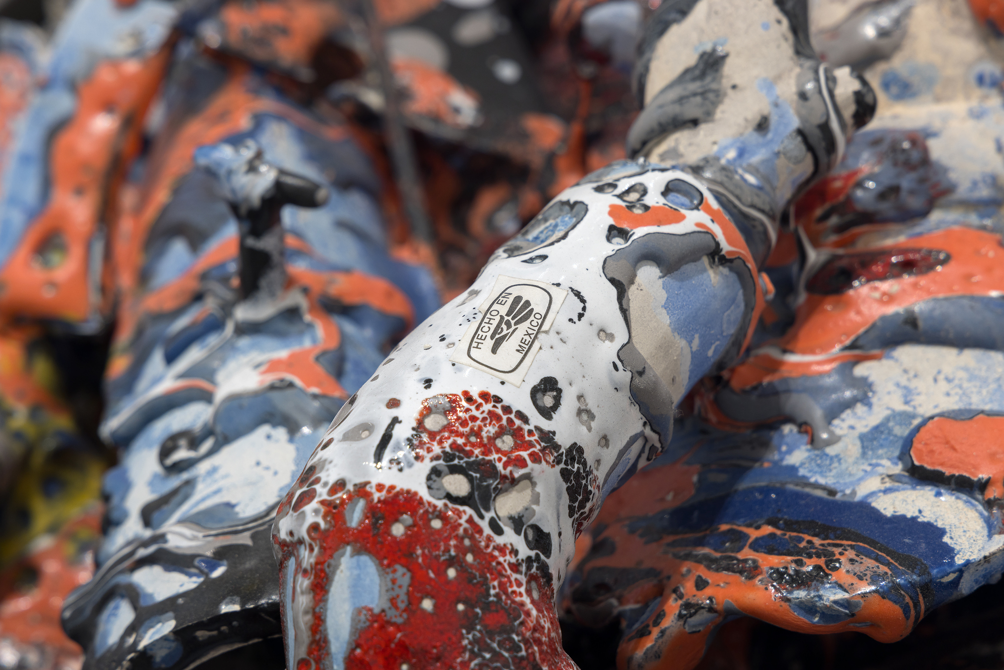 WALEAD BESHTY - Los Caballos en la Conquista WALEAD BESHTY - Los Caballos en la Conquista - Ceramica Suro slip cast remnants, glaze, and firing plate - 9 1/2 x 32 1/4 x 21 1/2 in.