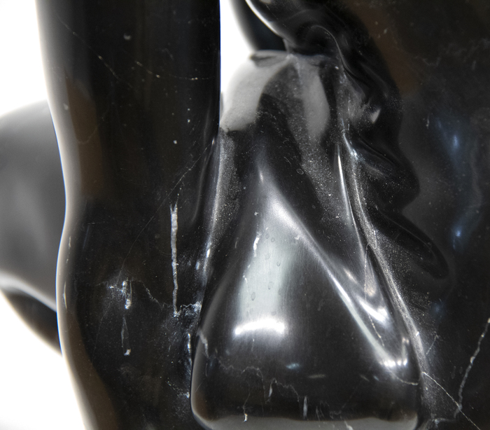 FELIPE CASTANEDA - Mujer Hincada - black onyx - 15 3/4 x 8 1/2 x 9 in