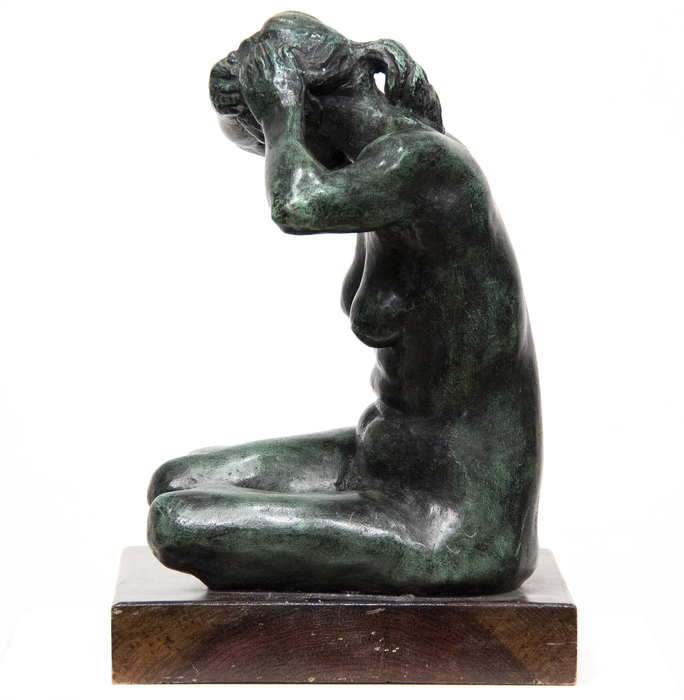 FELIPE CASTANEDA - Mujer Peinandose FELIPE CASTANEDA - Mujer Peinandose - bronze - 16 1/4 x 11 3/4 x 11 in.