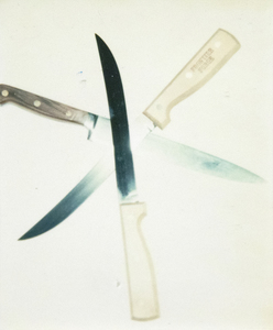 ANDY WARHOL -- السكاكين -- بولارويد ، بولاكولور -- 4 1 / 4 × 3 3 / 8 في.
