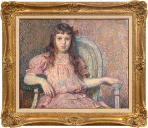 Théo van Rysselberghe的《Sylvie Lacombe肖像》画于1906年，是他那个时代最精致、最稳定的肖像画家之一的经典杰作。色彩和谐，笔触有力，适合其材料任务，她的身体和面容真实而露骨。坐着的人是他的好朋友，画家乔治-拉孔布的女儿，他与高更有着密切的联系，并且是Les Nabis的成员，与艺术家博纳尔、丹尼斯和维雅等人一起。我们现在知道了Sylvie Lacombe，因为Van Rysselberghe非常擅长渲染微妙的面部表情，通过仔细观察和关注细节，提供了对她内心世界的见解。他选择了一种直接的凝视，她的眼睛对着你的眼睛，无论我们与画作的物理关系如何，主体和观众之间都有一种不可避免的盟约。在画这幅肖像时，范-赖斯伯格已经基本放弃了点彩画法。但他继续运用色彩理论准则，用红色的色调--粉色和淡紫色--来衬托绿色，创造出一个和谐的互补色调，他在其中加入了一个强烈的点睛之笔--一个强烈饱和的红色蝴蝶结，不对称地放在她的头边。