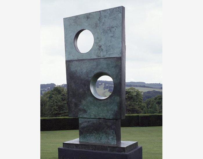 “Square with Two Circles” (1963), cast 1 of 3, bronze, 120 ½ x 54 x 12 ½ in., Tate, London